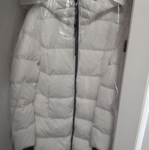 Moose Knuckle woman's small coat - Picture 2 of 12